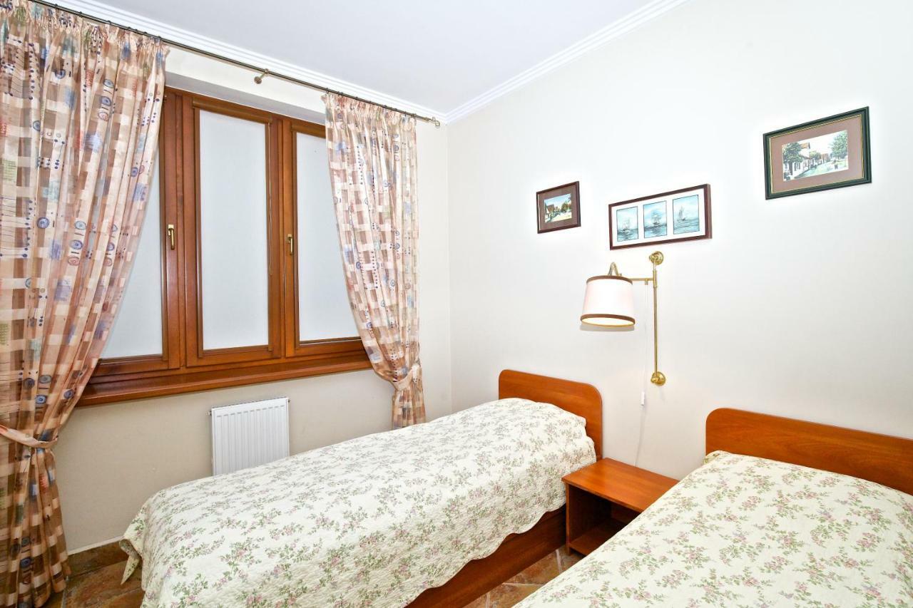 Admiral Nelson Apartment Hel